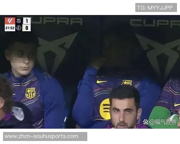 欧冠决赛巴萨与曼联巅峰对决回顾与精彩瞬间分析